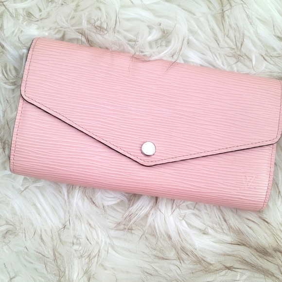 Sarah Wallet - Picture 2 of 9